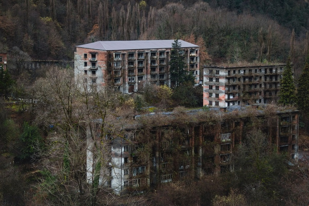 Ghost town of Tkvarcheli - Tkvarcheli, Abandoned, Urbanfact, Abkhazia, Video, Longpost