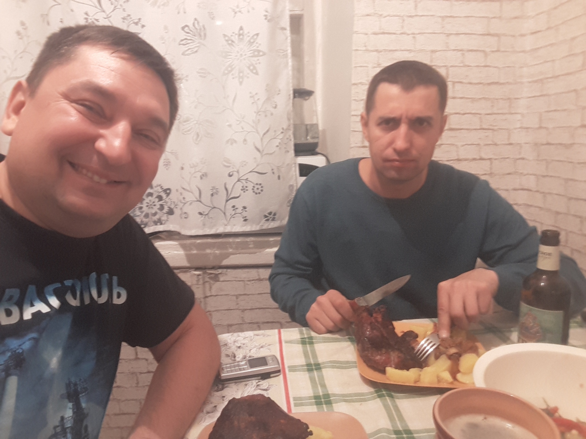 Schweinbraten in Siberia - My, Men's cooking, Shank, Food, Meat, Beer, Longpost, Cooking, Recipe