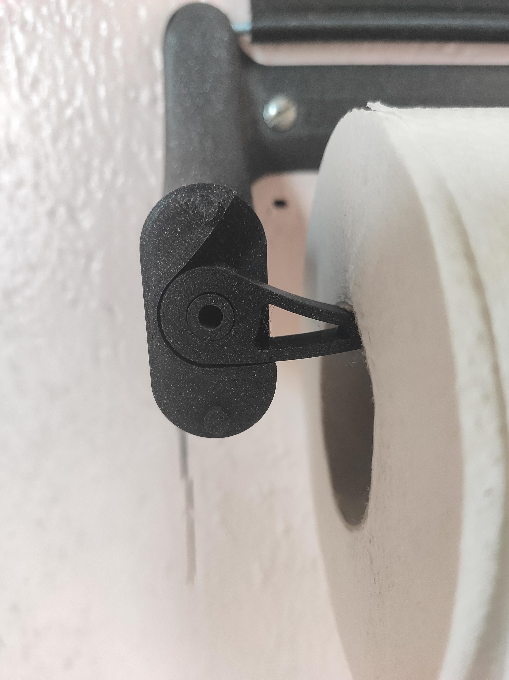 The guy was annoyed that the roommates did not change the toilet paper - Toilet paper, Holder, GIF, Longpost