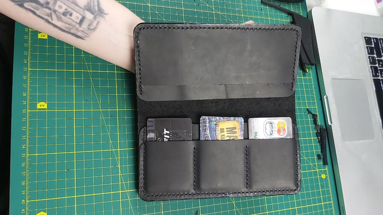 Newbie mistakes. The first Crazy Horse leather wallet - My, Craft, Craft, With your own hands, Handmade, Leather craft, Leather products, Natural leather, Leather, Wallet, Longpost, Needlework with process