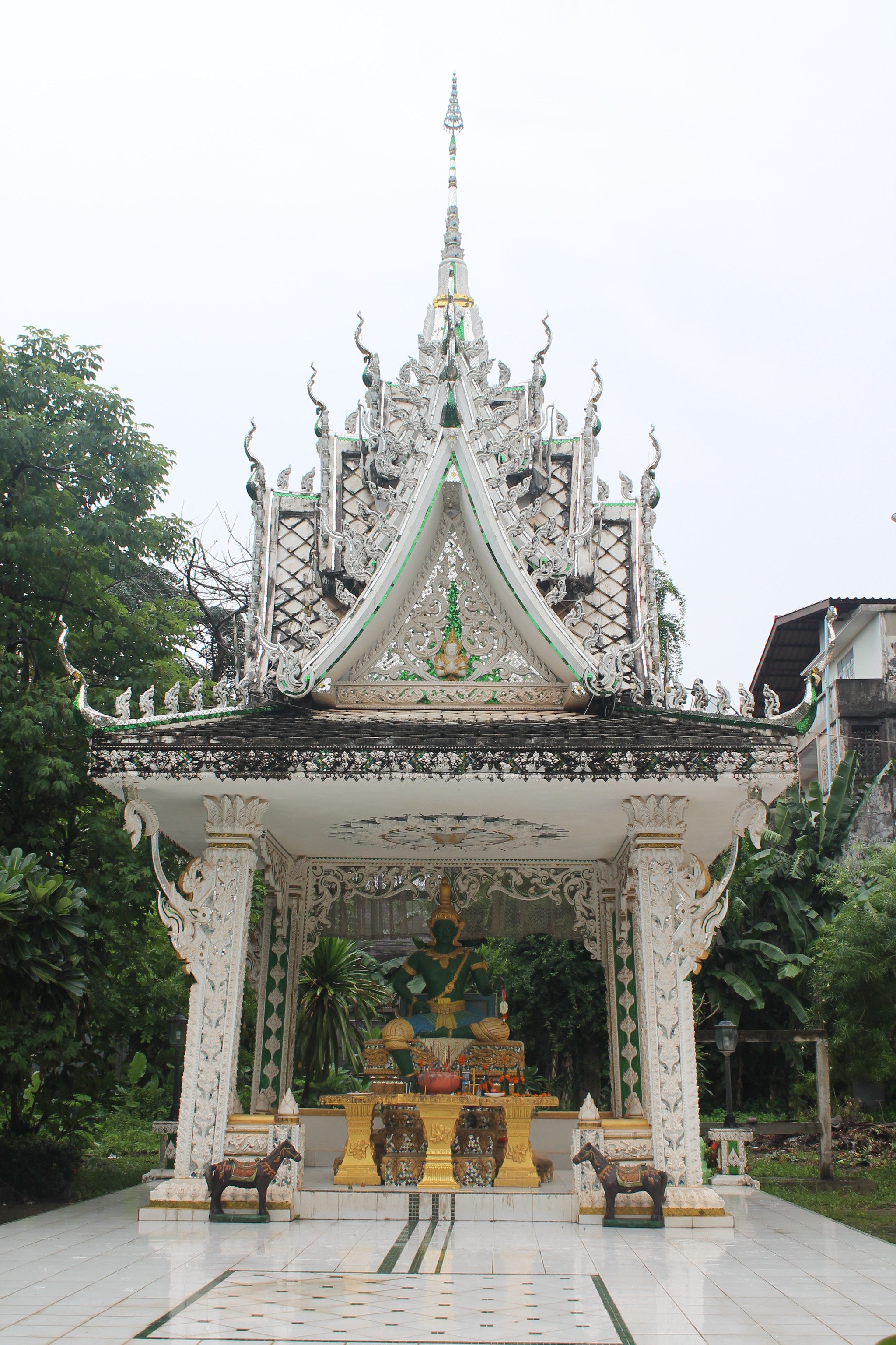 Vientiane is a city of legends and ancient temples. That Dam Stupa. Simuang Temple and temples on Settathirata Avenue - My, Vientiane, Temple, Asia, Travels, Longpost