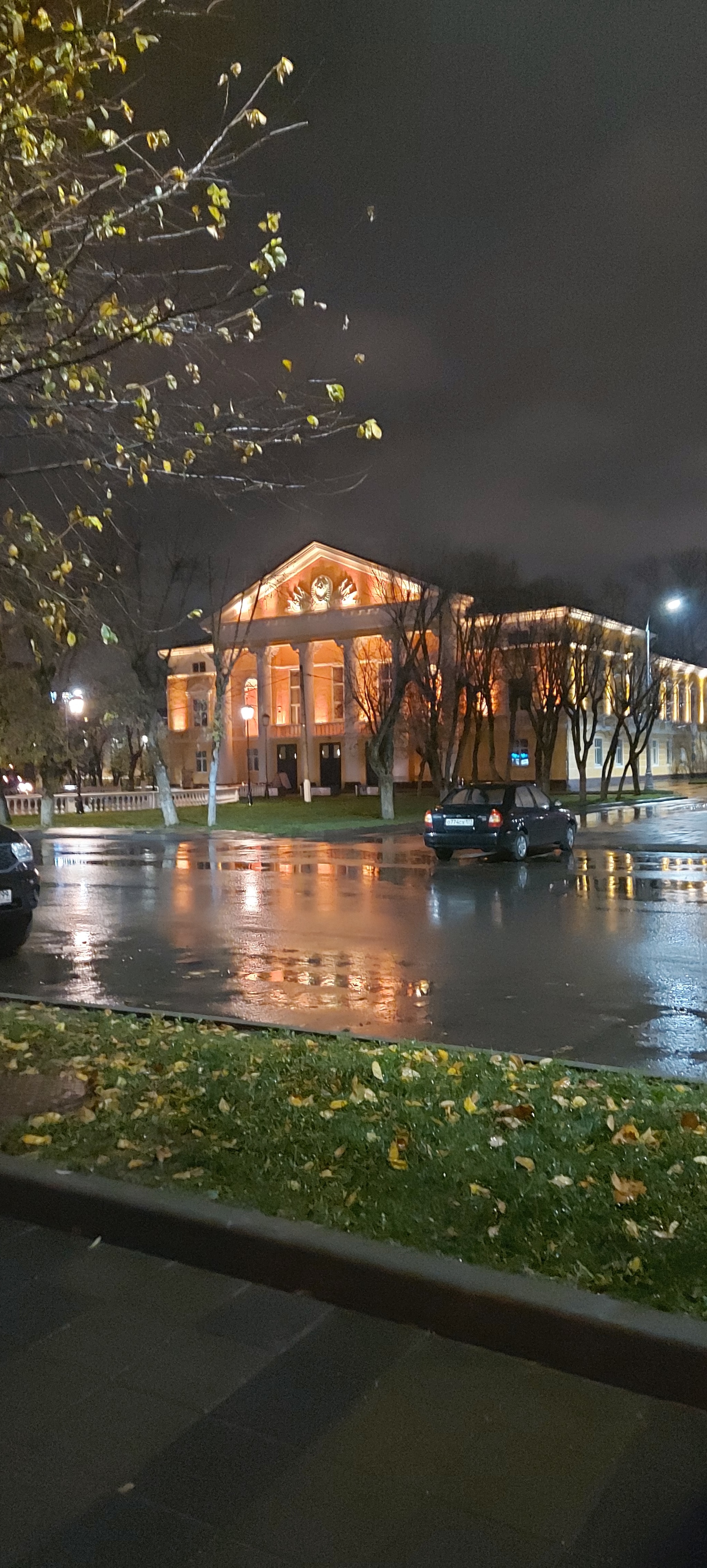 Autumn, sad - My, October, The park, Evening, The photo, House of culture, Longpost