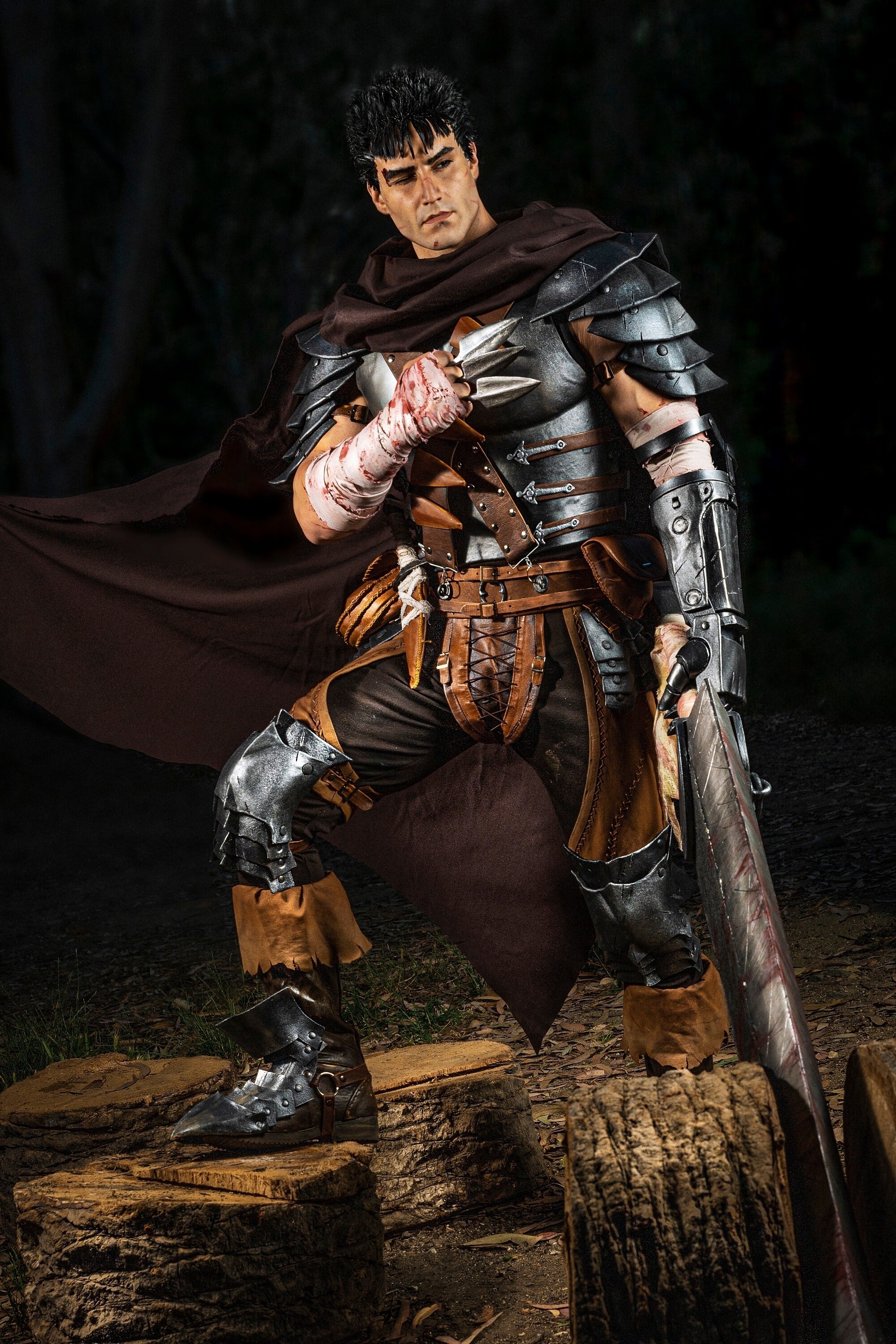 Берсерк 3.3 5. Гатс Берсерк. Berserk Guts Cosplay. Berserk Гатс. Berserk Guts косплей.