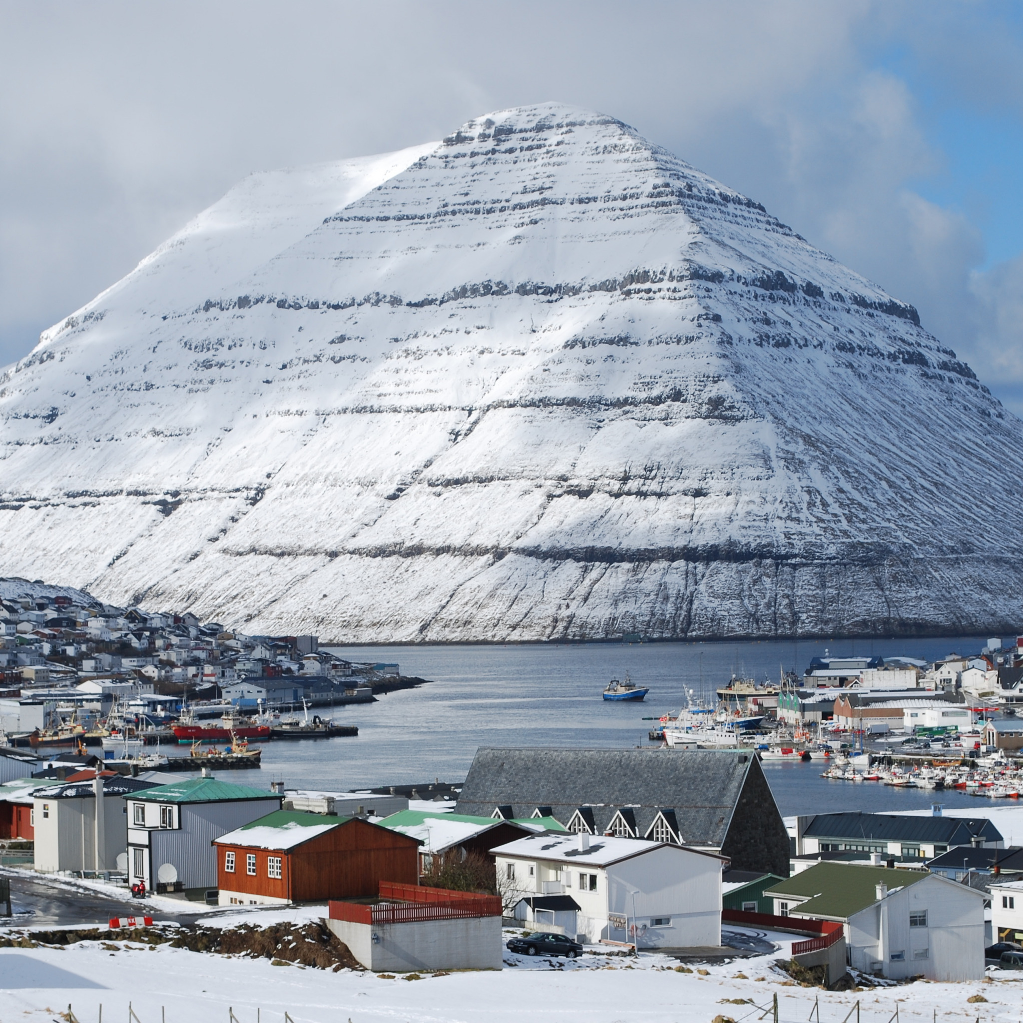 The beauty of the Faroe Islands - Faroe islands, Seasons, Nature, Snow, Grass, Goat, beauty of nature, The photo, Longpost