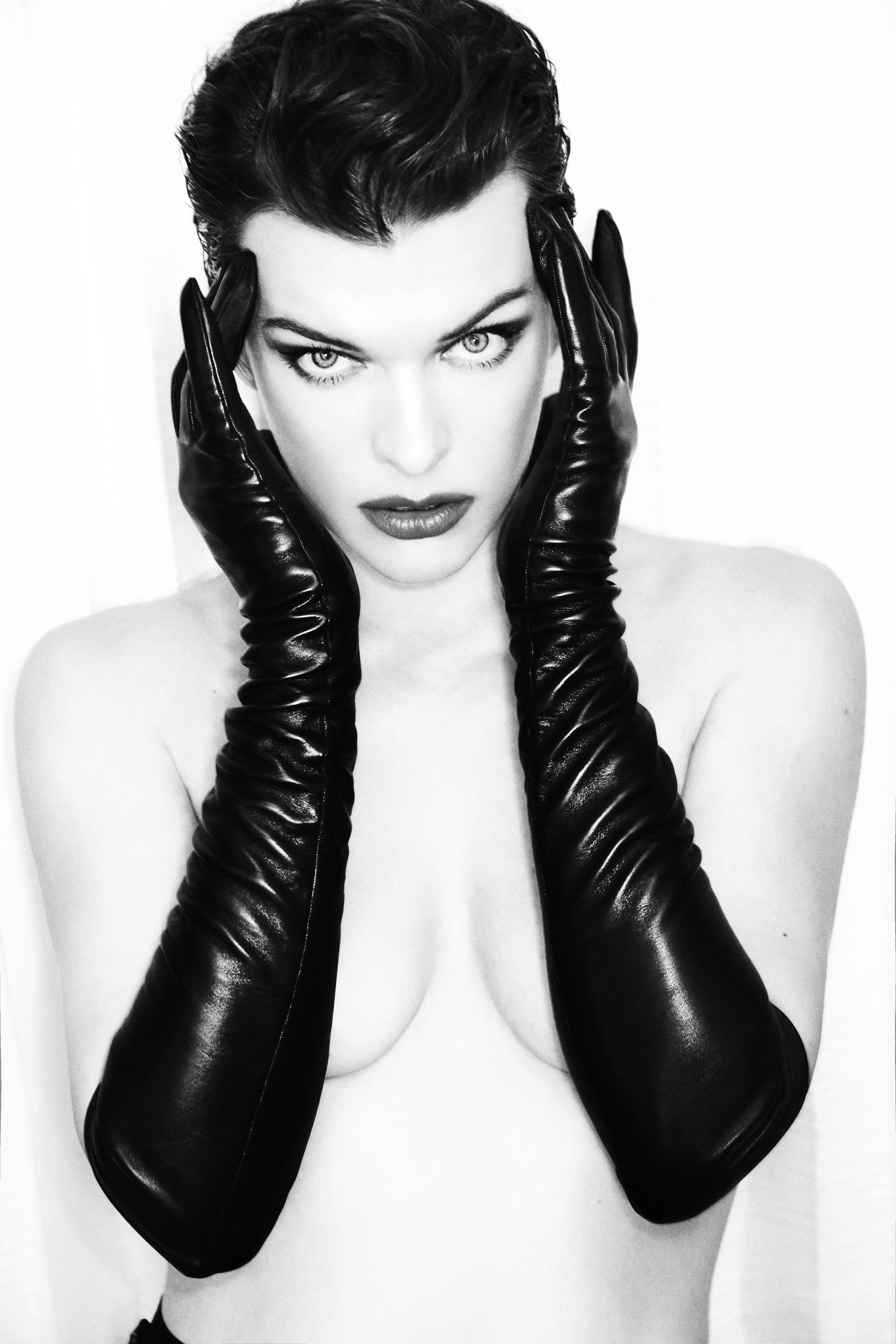 Fifth element: Milla Jovovich. Retro Photo Post - NSFW, Milla Jovovich, PHOTOSESSION, Girls, Erotic, Underwear, Breast, Retro, 90th, Longpost, Actors and actresses