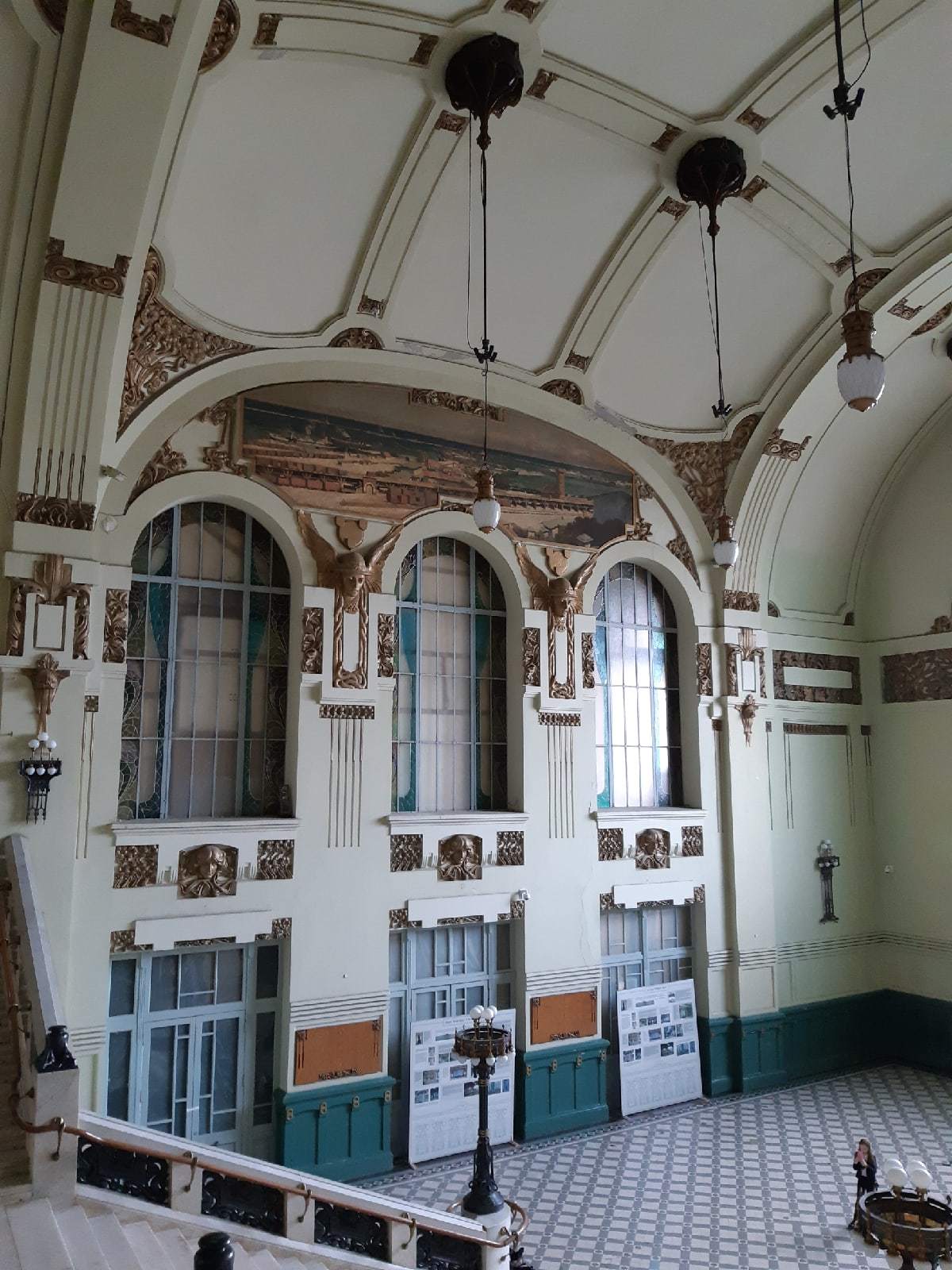 Exterior view of the traveling museum Victory Train and a little bit of Vitebsky Station in St. Petersburg - My, Vitebsk railway station, Saint Petersburg, A train, The photo, Railway station, Longpost