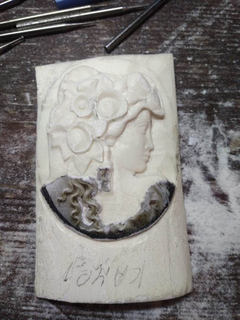 Brooch with cameo made of bone (part 1) - My, Needlework with process, Thread, Bone carving, cameos, Longpost, Handmade