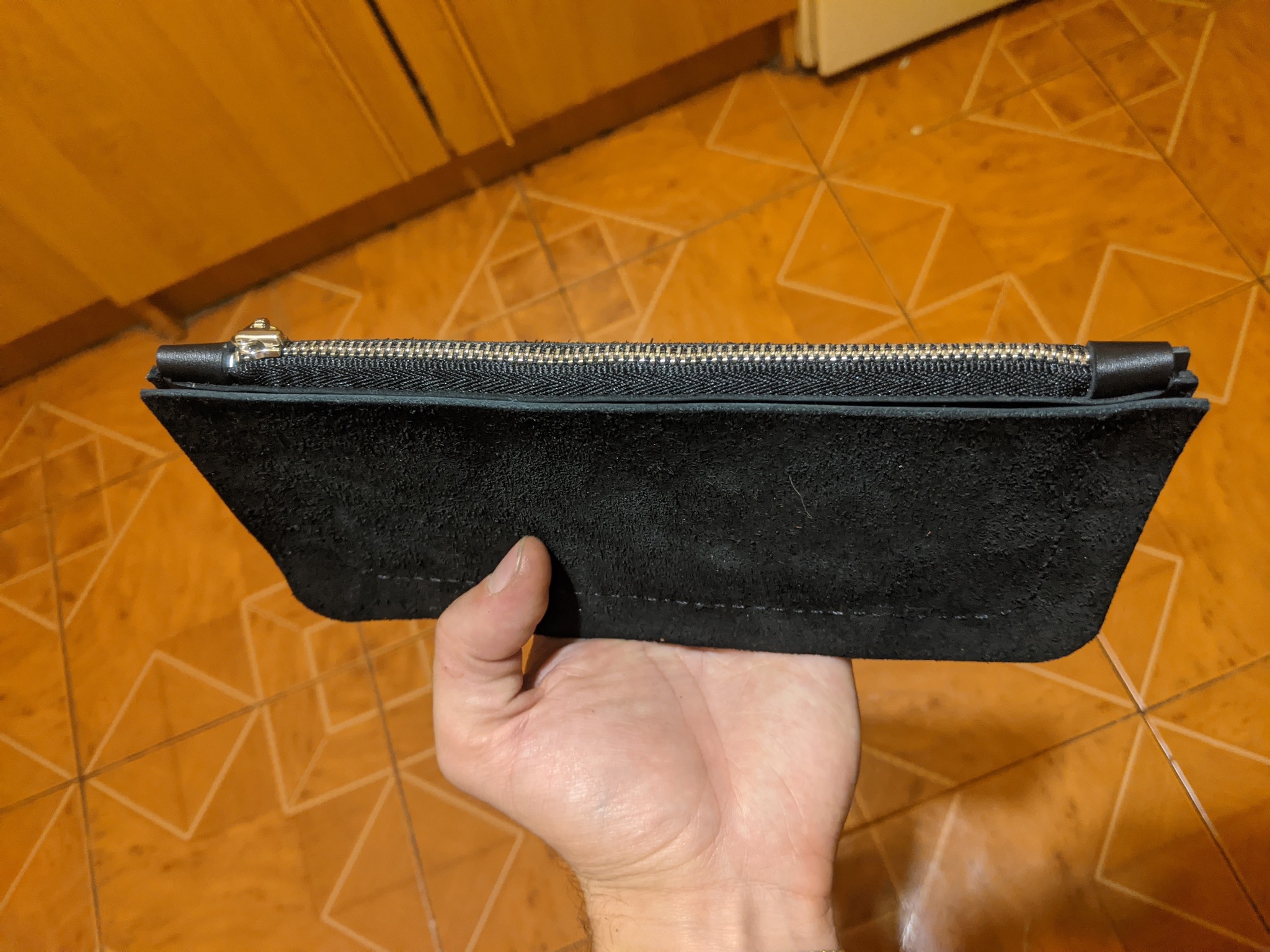 Men's clutch (purse, heart bag, etc., etc.) - My, Leather products, Leather, Needlework with process, Rukozhop, Longpost, Video