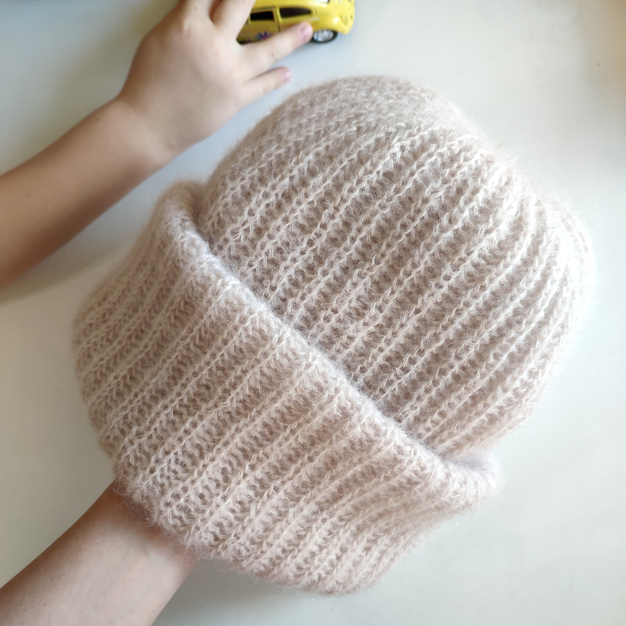 Как связать спицами зимнюю шапку из кид мохера, Вязание для женщин