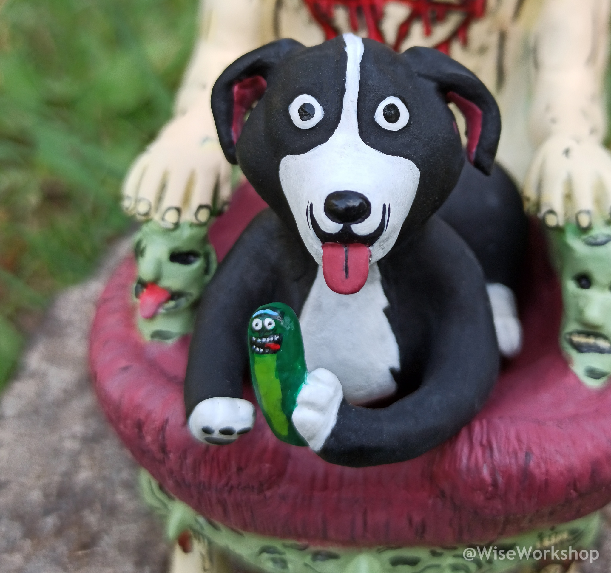 Handmade figurine of Mr. Pickles on the throne and Rick the Pickle made of polymer clay - My, Mrpickles, Mr. Pickles, Rick gherkin, Figurines, Polymer clay, Cartoons, Longpost, Rick and Morty, Needlework without process