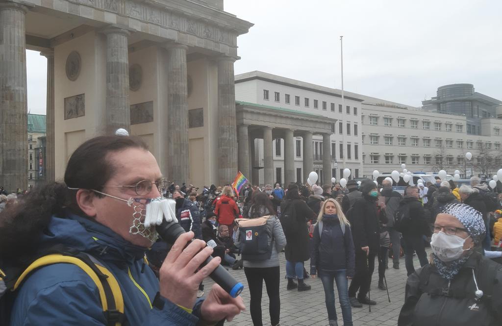 Разгон демонстрации в Берлине. 18.11.2020 - Политика, Протест, Германия, Ангела Меркель, Сарказм, Colonelcassad, Видео, Длиннопост