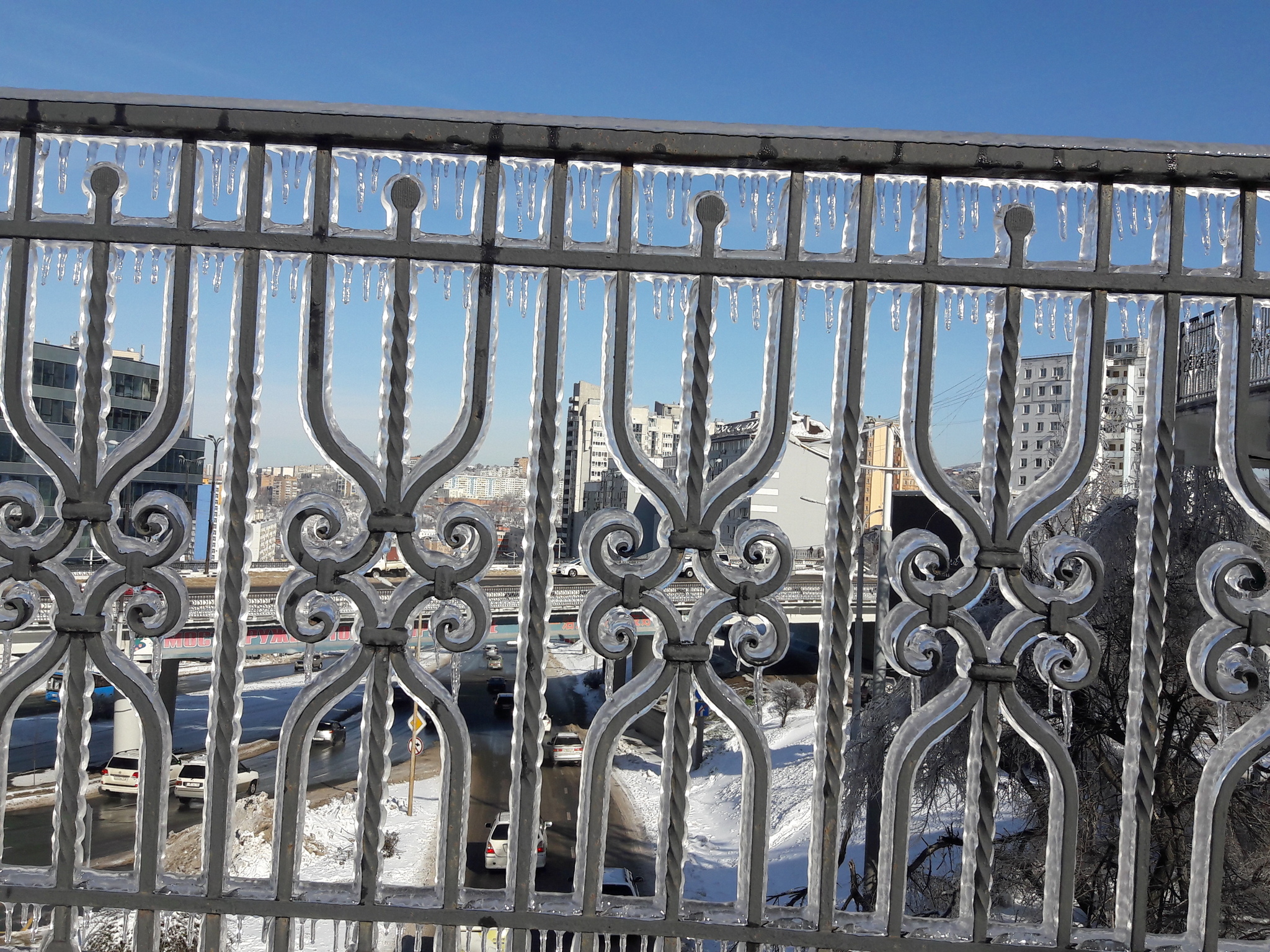 The deadly beauty of glass cities - My, Freezing rain, Vladivostok, Snow, Winter, Long, Icicles, Longpost