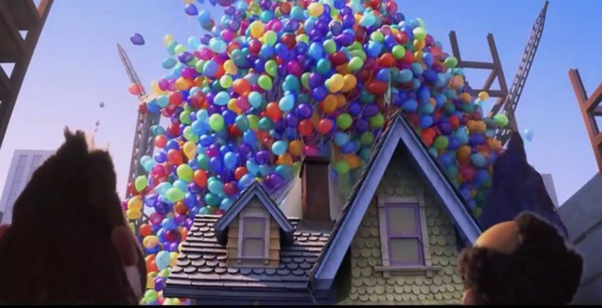 Летающий дом видео. Летающий дом видео. Домик на воздушных шариках. Домик на воздушных шариках. Летающий дом на шариках.