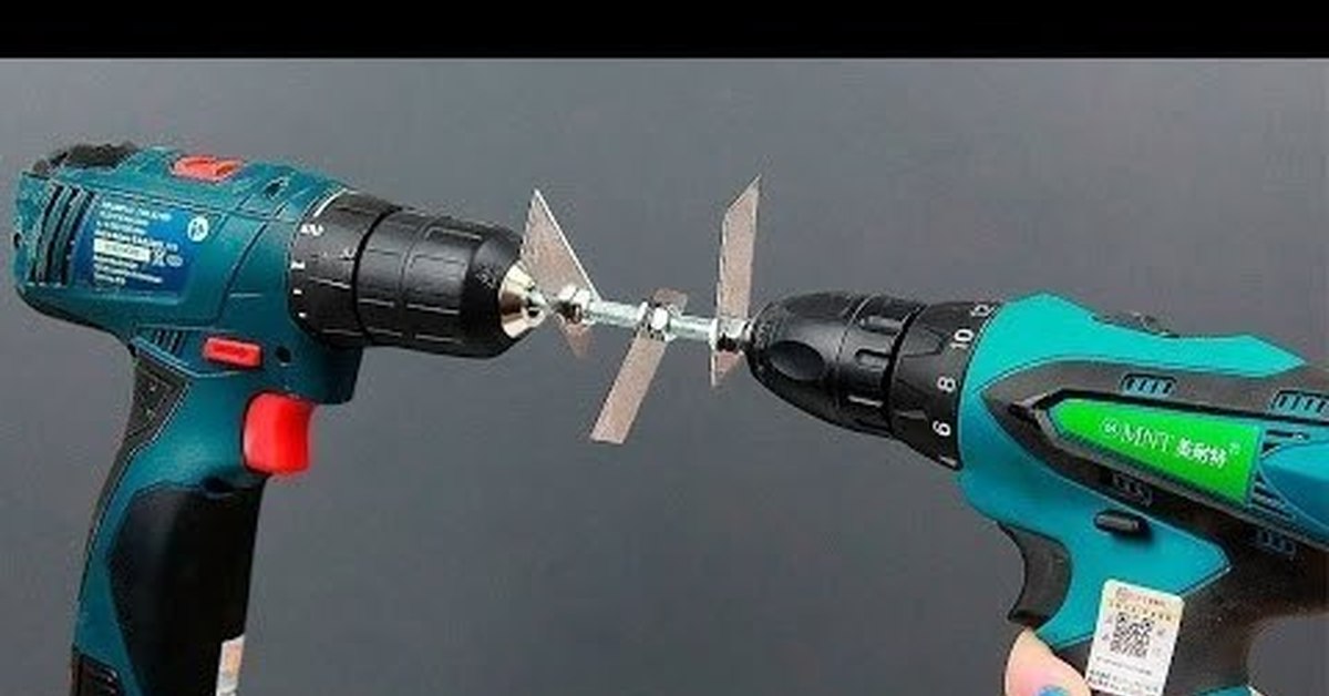 Наметить отверстие для сверления на металле. Ключ для смены сверла на дрели. Полезные насадки для шуруповерта. Трещотка на шуруповерте. Сверление отверстий рисунок.