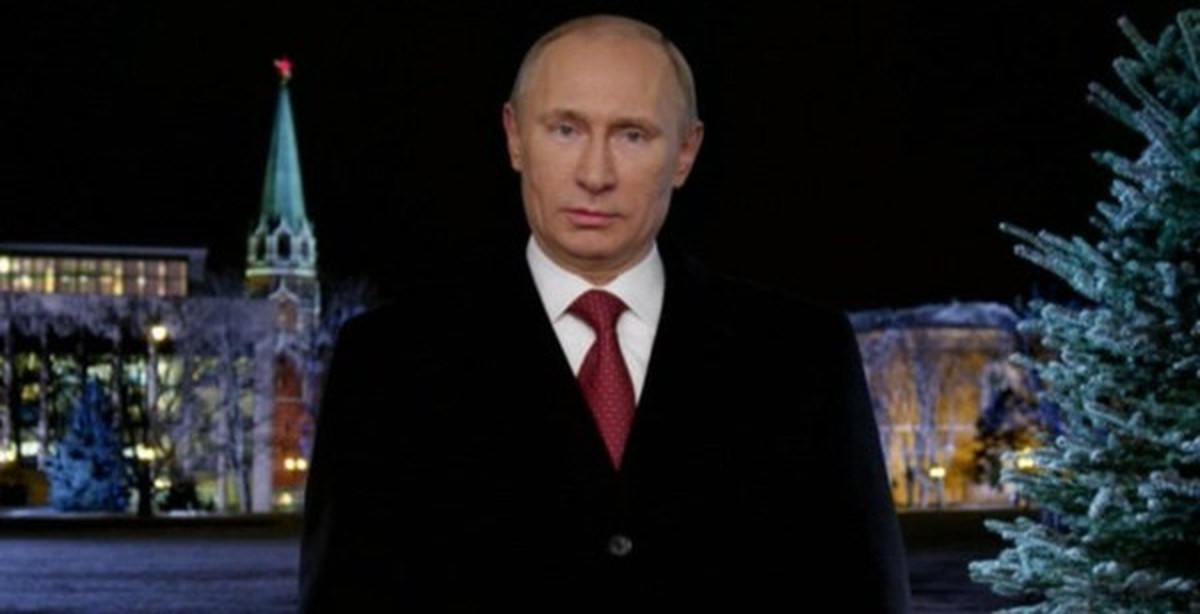 Новогоднее поздравление президента 2024. Путин новый год. Путин с новым годом. Путин в новогодней шапке. Год был непростым.