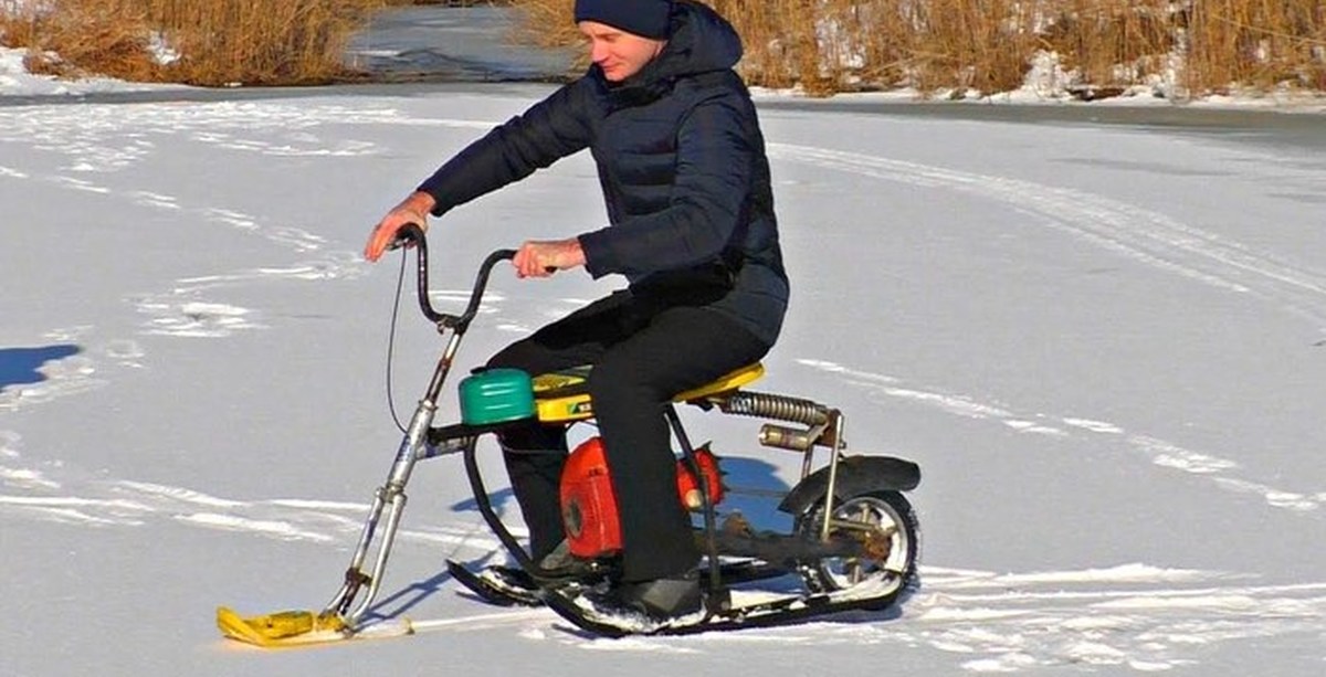 Бензо снегокат