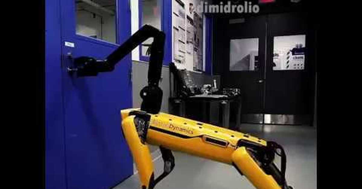 Робот открывает двери. Робот открывает дверь. boston dynamics перевод.